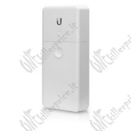 Ubiquiti Networks NanoSwitch Gigabit Ethernet (10/100/1000) Supporto Power over Ethernet (PoE) Bianco